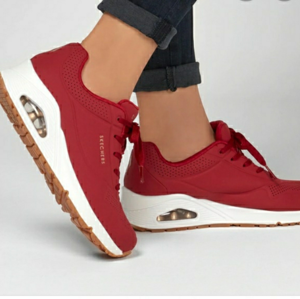 Women's sneakers